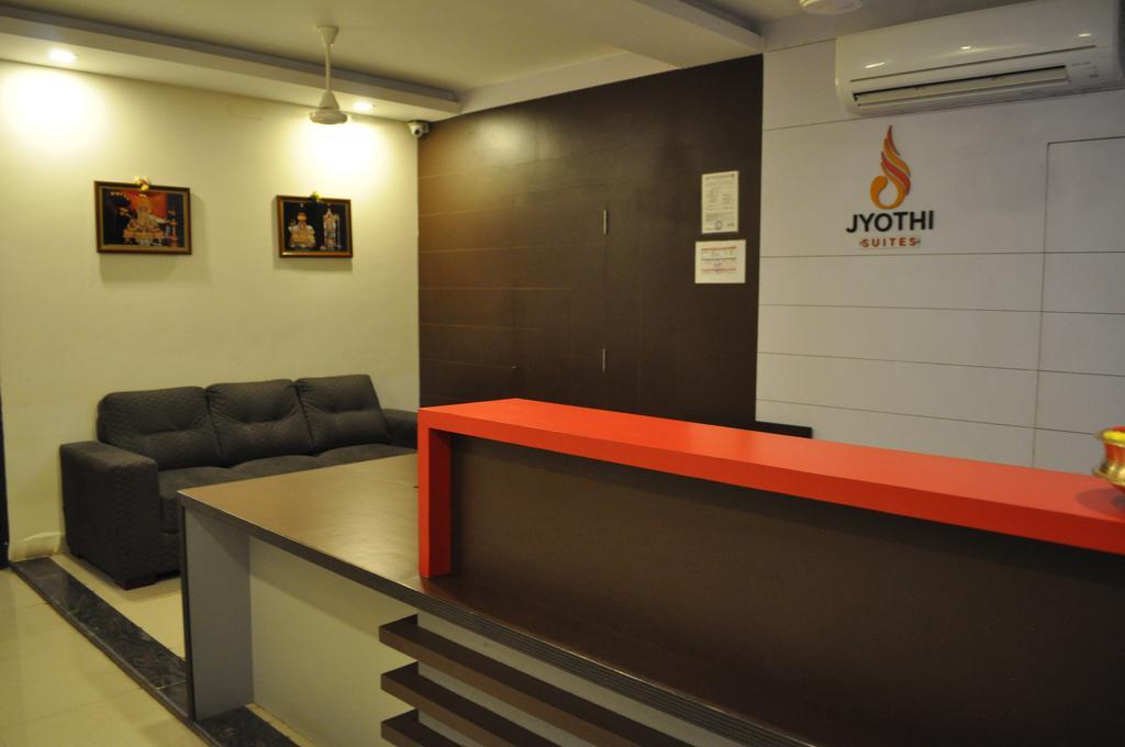 Jyothi Suites Tiruchirappalli Kültér fotó